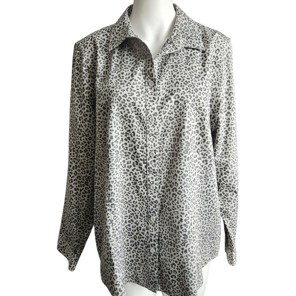 CHICO’S NO-IRON Stretch Cool Max All Season Animal Print Shirt - Size 2.5 (14) - Picture 1 of 12